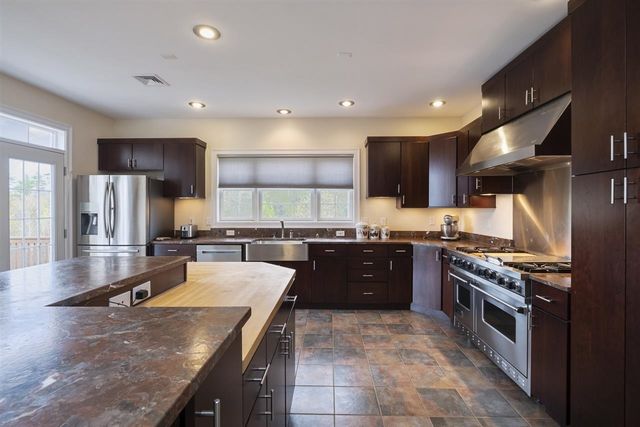 287 Hoit Road, Concord, NH 03301