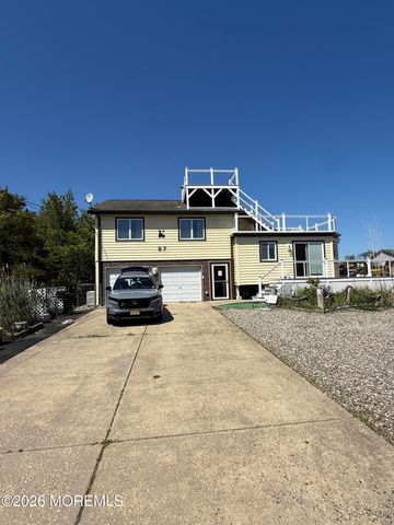 87 Clearwater Drive, Waretown, NJ 08758