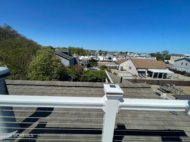 87 Clearwater Drive, Waretown, NJ 08758