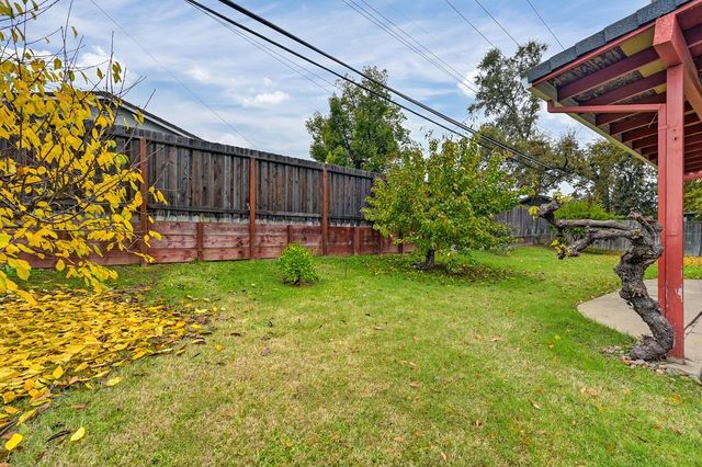 6307 Everest Way, Sacramento, CA 95842