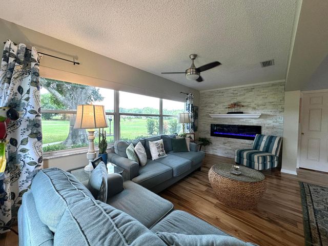 9193 SW 91st Circle, Ocala, FL 34481