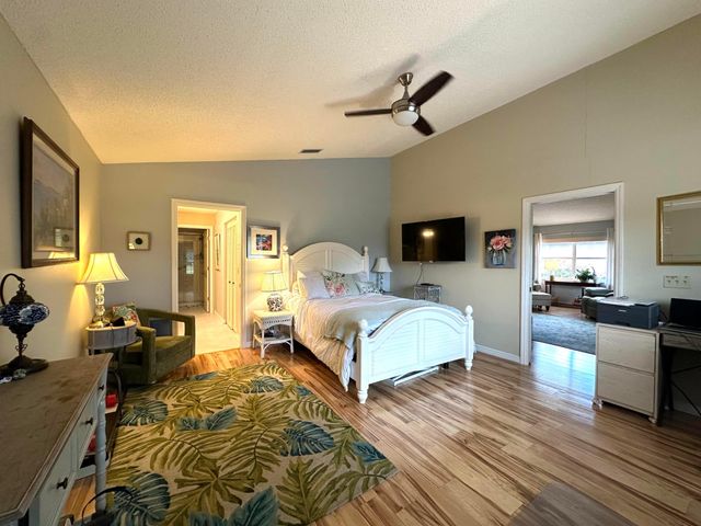 9193 SW 91st Circle, Ocala, FL 34481