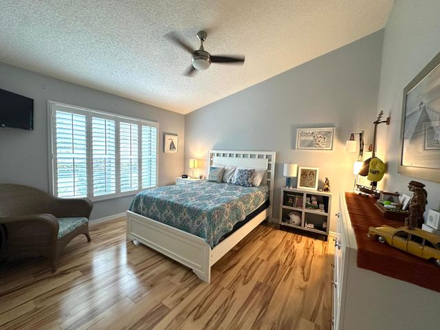 9193 SW 91st Circle, Ocala, FL 34481