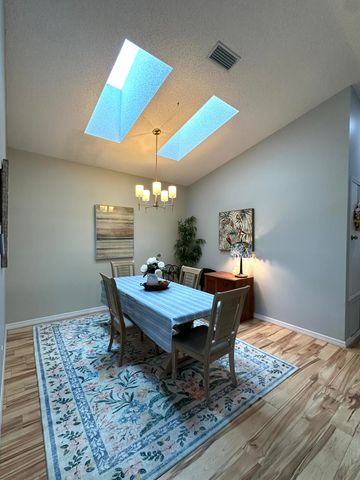 9193 SW 91st Circle, Ocala, FL 34481