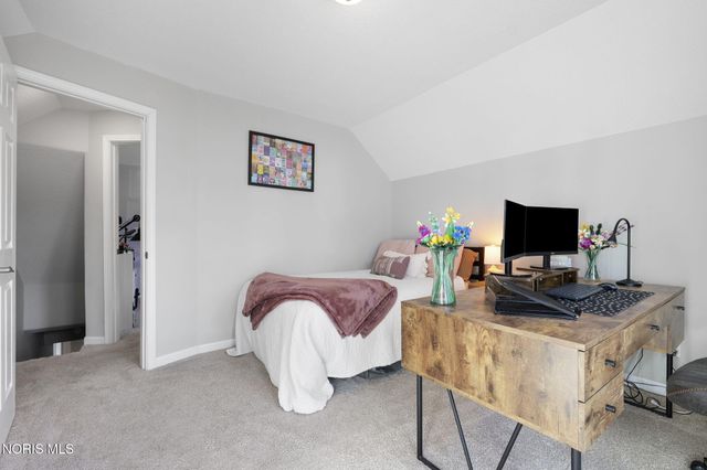 741 Central Avenue, Findlay, OH 45840