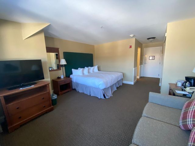 320 322 Qtr1 89 Grand Summit Way 320 322, Dover, VT 05356