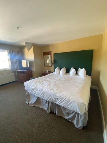 320 322 Qtr1 89 Grand Summit Way 320 322, Dover, VT 05356