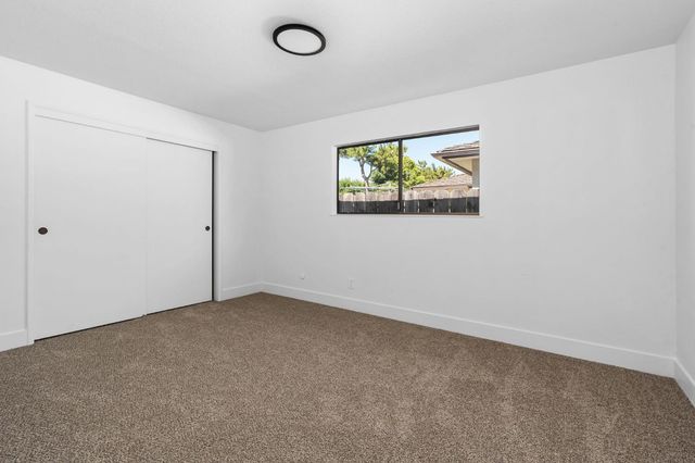 1465 W Magill Avenue, Fresno, CA 93711