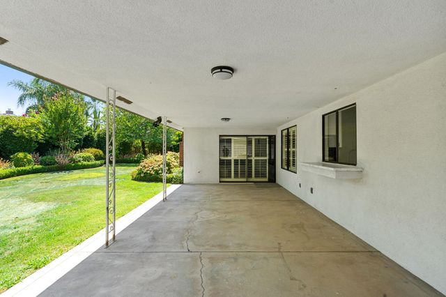 1465 W Magill Avenue, Fresno, CA 93711