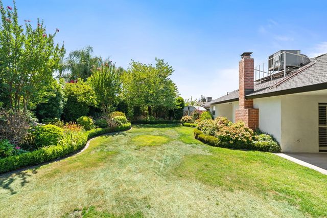 1465 W Magill Avenue, Fresno, CA 93711