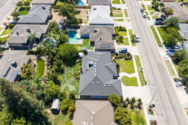 1465 W Magill Avenue, Fresno, CA 93711
