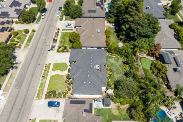 1465 W Magill Avenue, Fresno, CA 93711