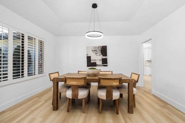 1465 W Magill Avenue, Fresno, CA 93711