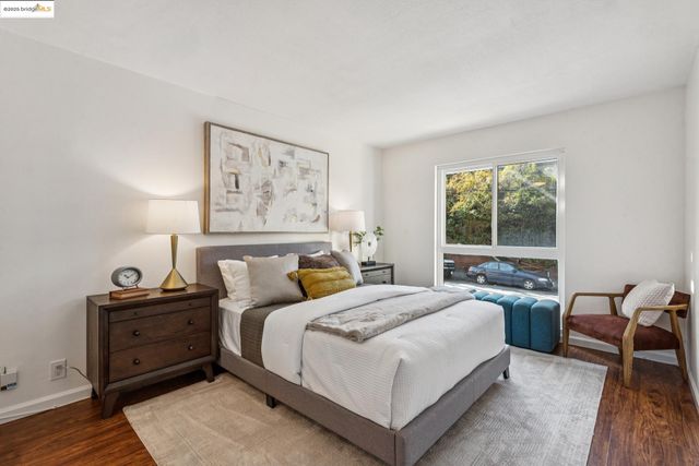 651 Oakland Ave 1E, Oakland, CA 94611