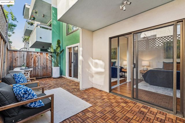 651 Oakland Ave 1E, Oakland, CA 94611