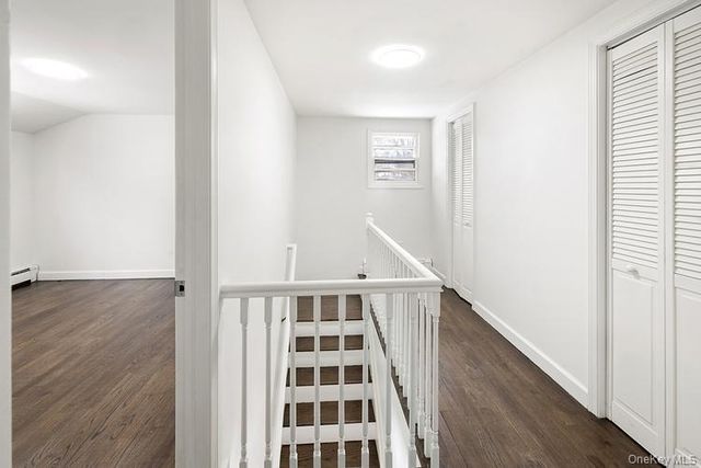 15 Gardiners Road, Sound Beach, NY 11789