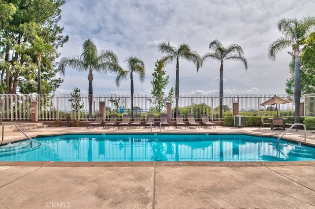 2425 Del Mar, Corona, CA 92882