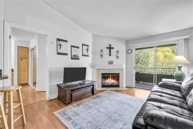 2425 Del Mar, Corona, CA 92882
