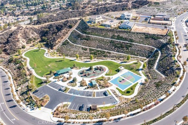 2425 Del Mar, Corona, CA 92882