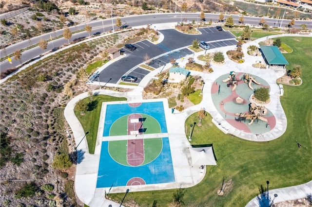 2425 Del Mar, Corona, CA 92882