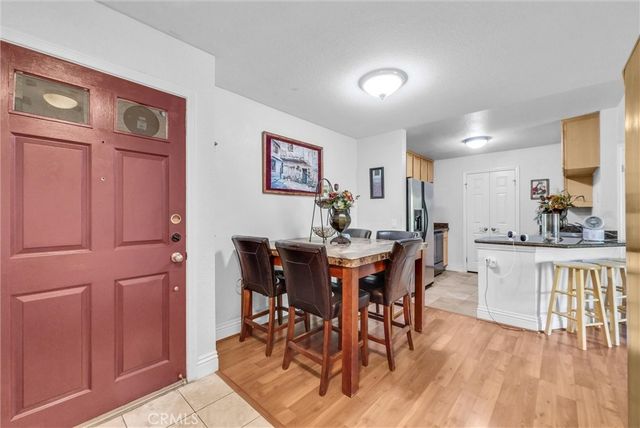 2425 Del Mar, Corona, CA 92882