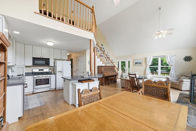 2411 QUAKER RUN RD, Banco, VA 22711