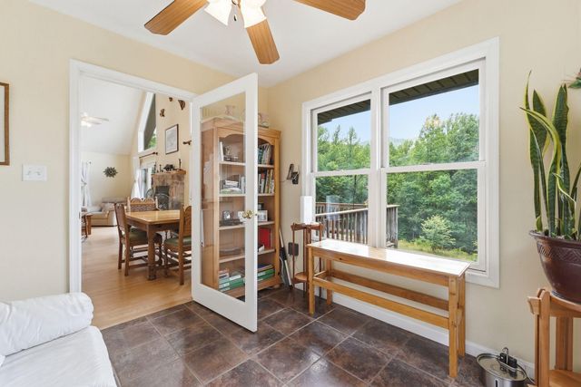 2411 QUAKER RUN RD, Banco, VA 22711