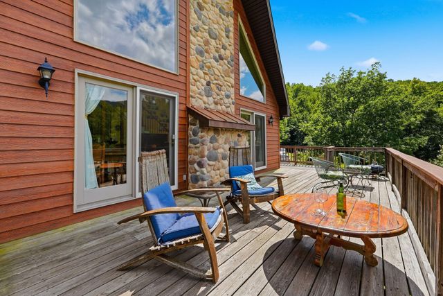 2411 QUAKER RUN RD, Banco, VA 22711