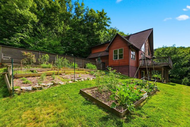 2411 QUAKER RUN RD, Banco, VA 22711