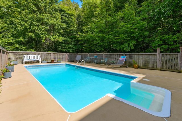 2411 QUAKER RUN RD, Banco, VA 22711