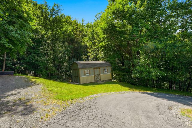2411 QUAKER RUN RD, Banco, VA 22711