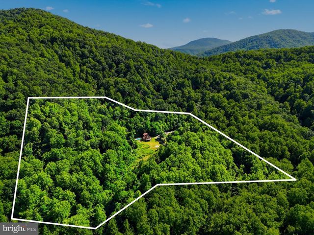 2411 QUAKER RUN RD, Banco, VA 22711