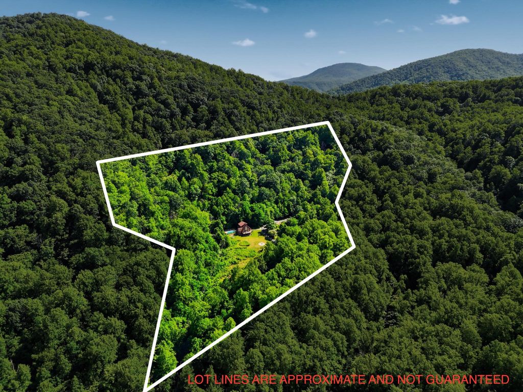 2411 QUAKER RUN RD, Banco, VA 22711