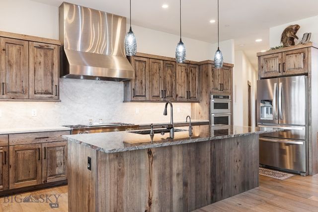 987 Spain Bridge Ranch Road, Belgrade, MT 59714