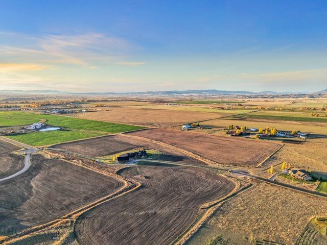 987 Spain Bridge Ranch Road, Belgrade, MT 59714
