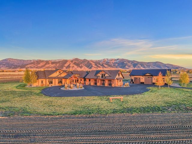 987 Spain Bridge Ranch Road, Belgrade, MT 59714