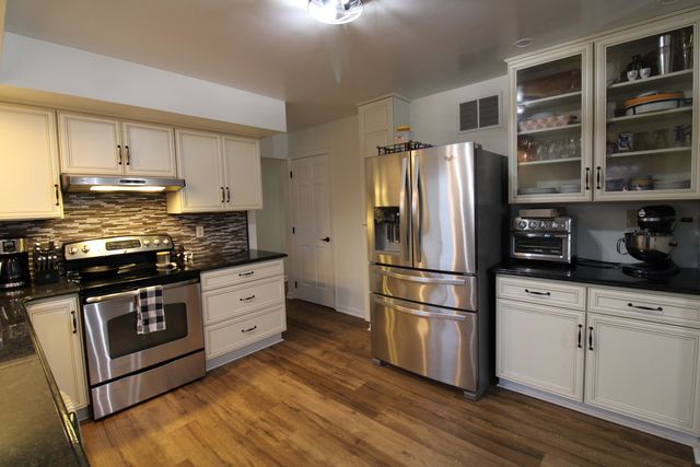 1732 Highland Pike, Fort Wright, KY 41011