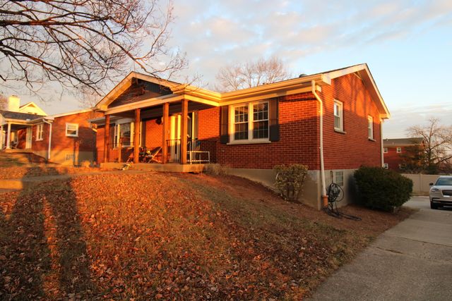 1732 Highland Pike, Fort Wright, KY 41011