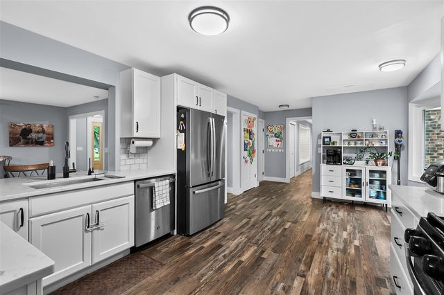 12531 S Sprinkle Road, Vicksburg, MI 49097
