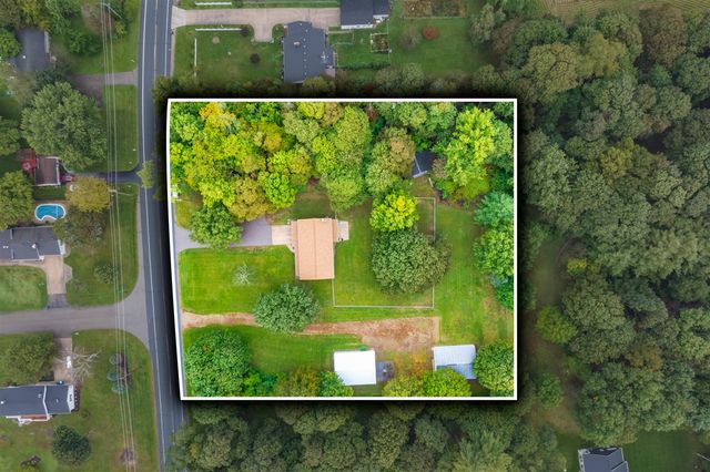 12531 S Sprinkle Road, Vicksburg, MI 49097