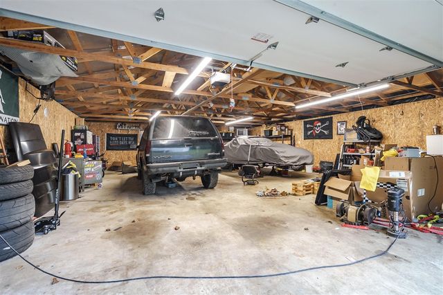 12531 S Sprinkle Road, Vicksburg, MI 49097
