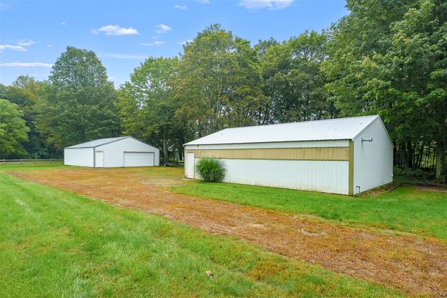 12531 S Sprinkle Road, Vicksburg, MI 49097
