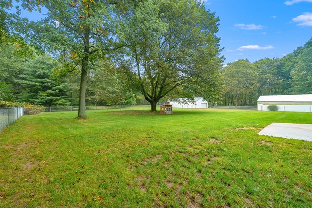 12531 S Sprinkle Road, Vicksburg, MI 49097