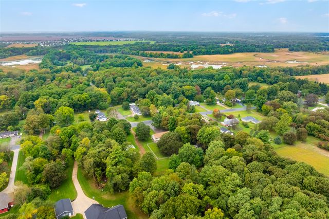 12531 S Sprinkle Road, Vicksburg, MI 49097