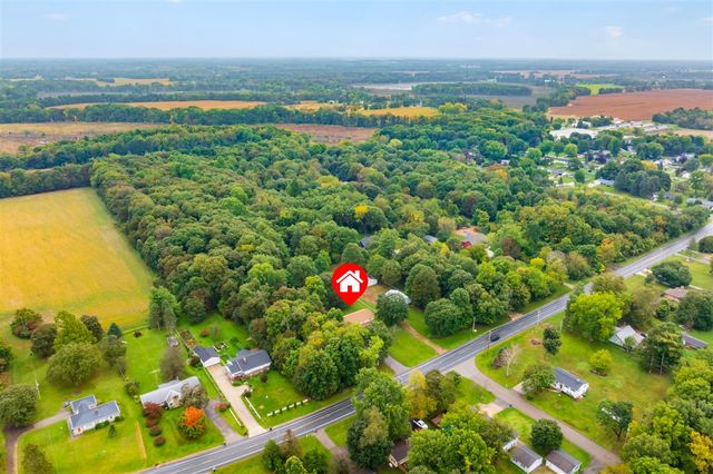 12531 S Sprinkle Road, Vicksburg, MI 49097