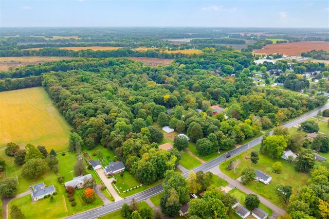 12531 S Sprinkle Road, Vicksburg, MI 49097