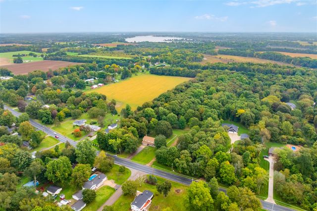 12531 S Sprinkle Road, Vicksburg, MI 49097
