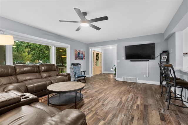 12531 S Sprinkle Road, Vicksburg, MI 49097