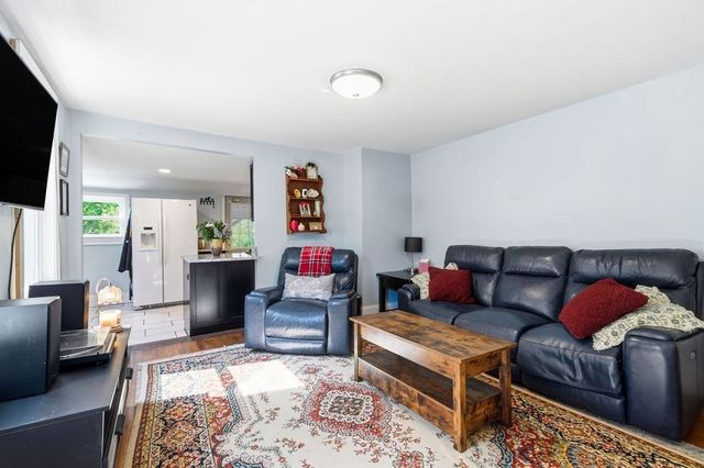 10-12 Drew Ave, Weymouth, MA 02189