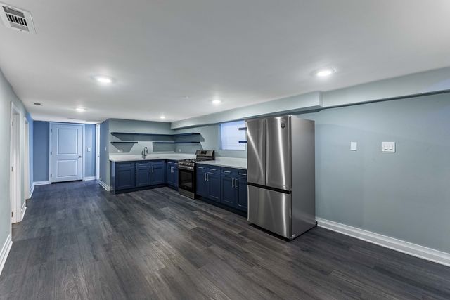1121 N LeClaire Avenue B, Chicago, IL 60651